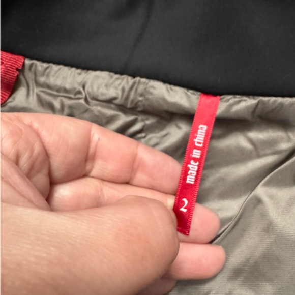 Alp-N-Rock Quilted Puffer Shorts Size 2 NWOT - Picture 3 of 16